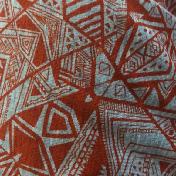 LuLaRoe Shirt - Picture 5 of 5